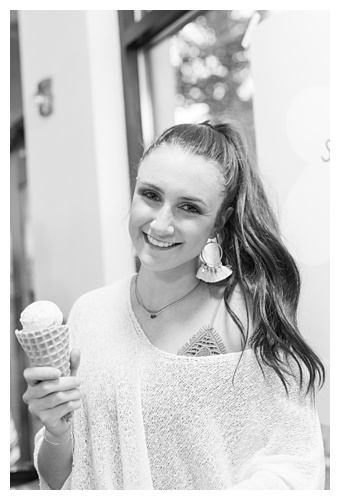 senior girl photography session, ice cream 